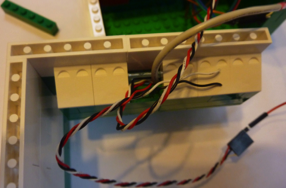 Après insertion des LEDs il convient de vérifier soigneusement les connexions.