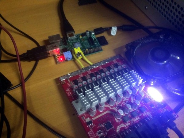 Une alimentation trois fois plus grande que le Raspberry Pi !