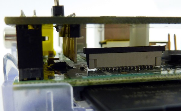 Carte Xtrinsic-Sense-Board Montée sur le Raspberry Pi - Positionnement du connecteur 