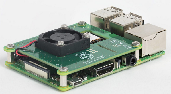 Carte d'alimentation PoE au format HAT pour le Raspberry Pi 3 B+