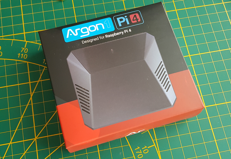 Boîtier ventilé Argon One pour le Raspberry Pi 4 - Framboise 314, le Raspberry  Pi à la sauce française.