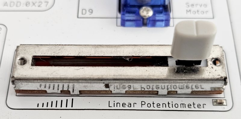 Potentiom&egrave;tre lin&eacute;aire